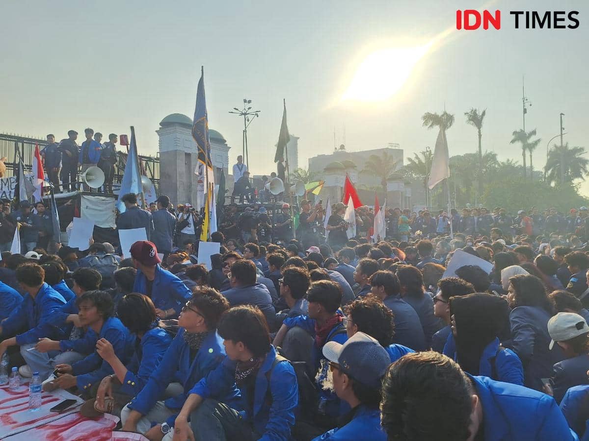 Mahasiswa Trisakti Minta MBG Dihentikan Sementara