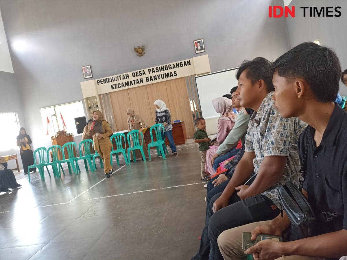 Perjuangan Bapak-bapak di Banyumas, Belajar Rawat Istri dan Bayi