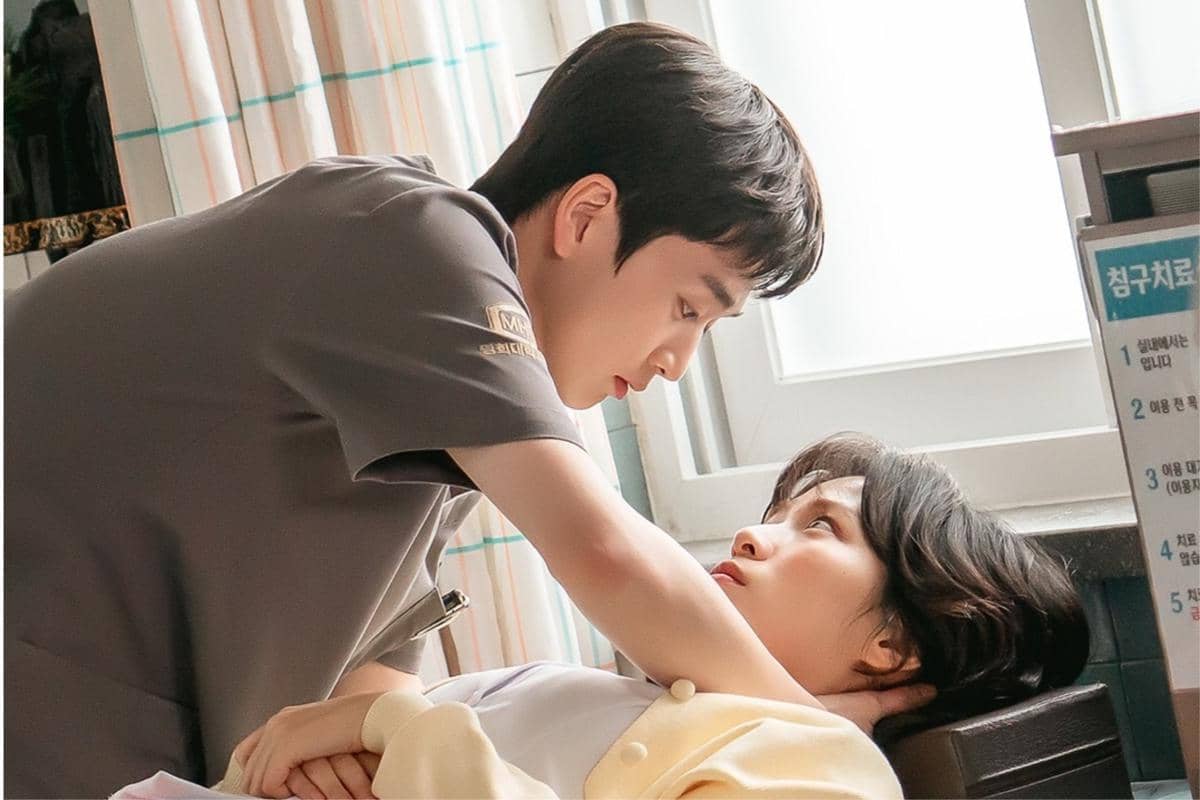 4 Fakta Hubungan Ju Cheon dan Jeong Seon di Doctor on the Edge