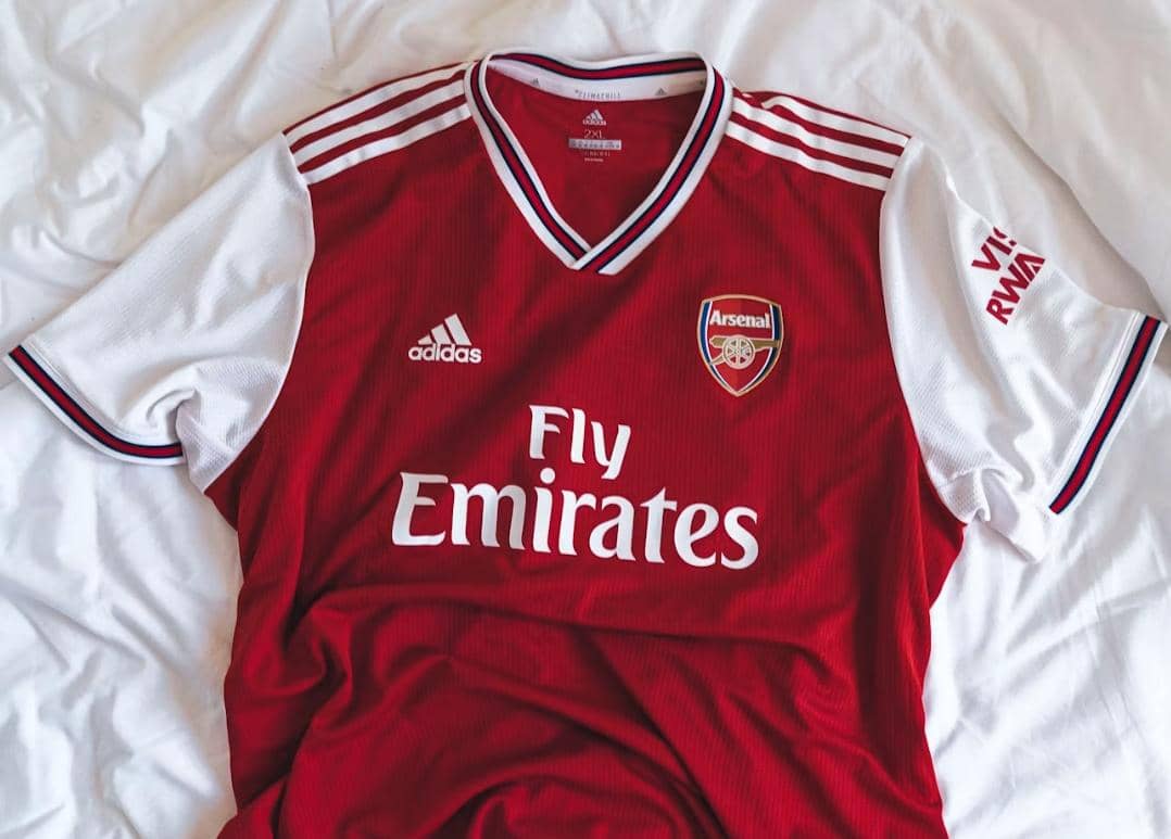 5 Bahan Jersey Paling Nyaman untuk Nobar Piala Dunia