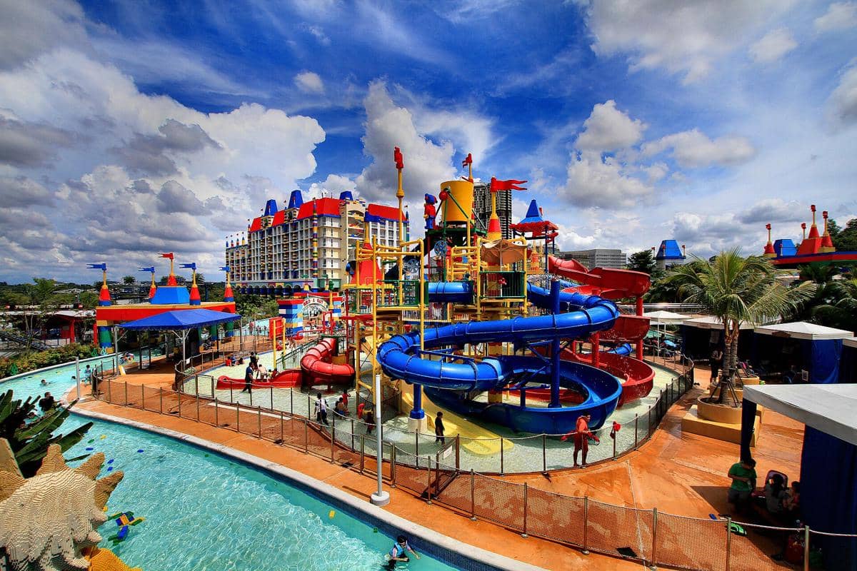 ilustrasi LEGOLAND