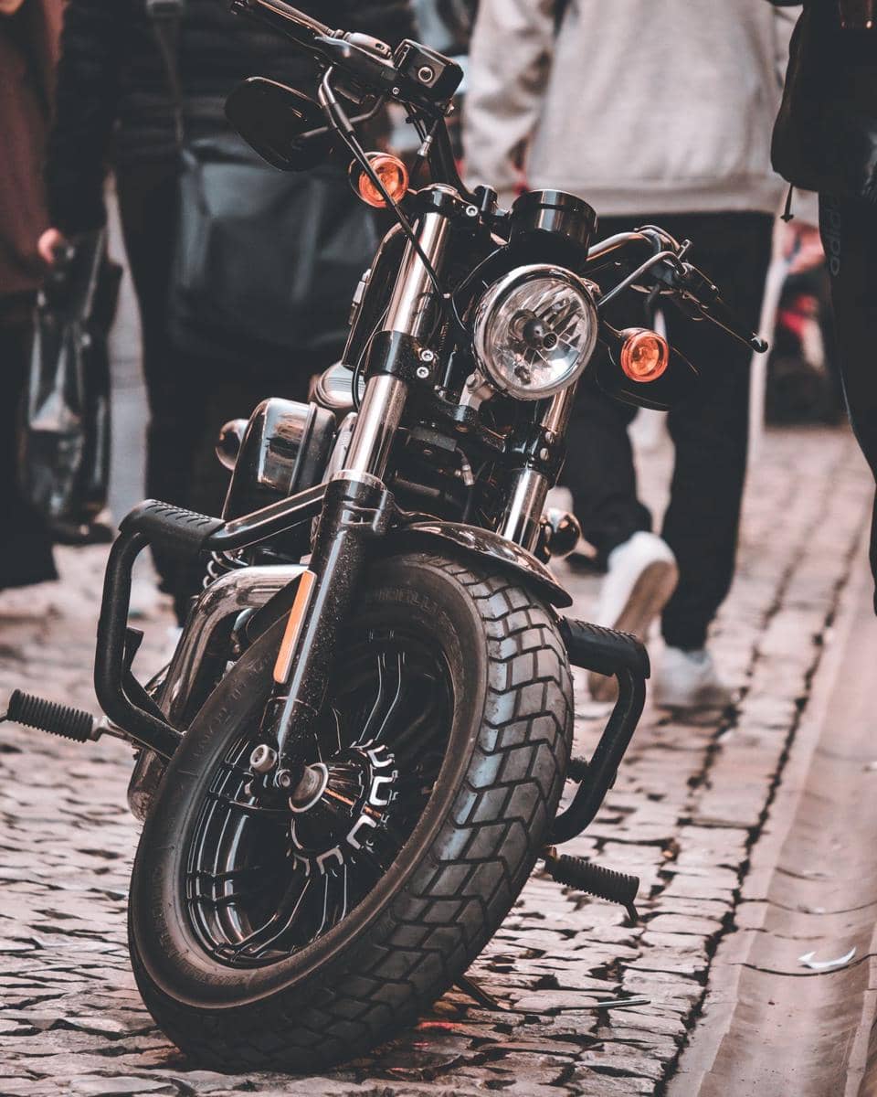 ilustrasi ban motor