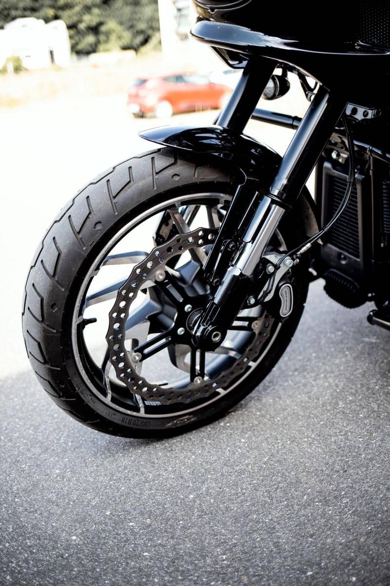 ilustrasi ban motor