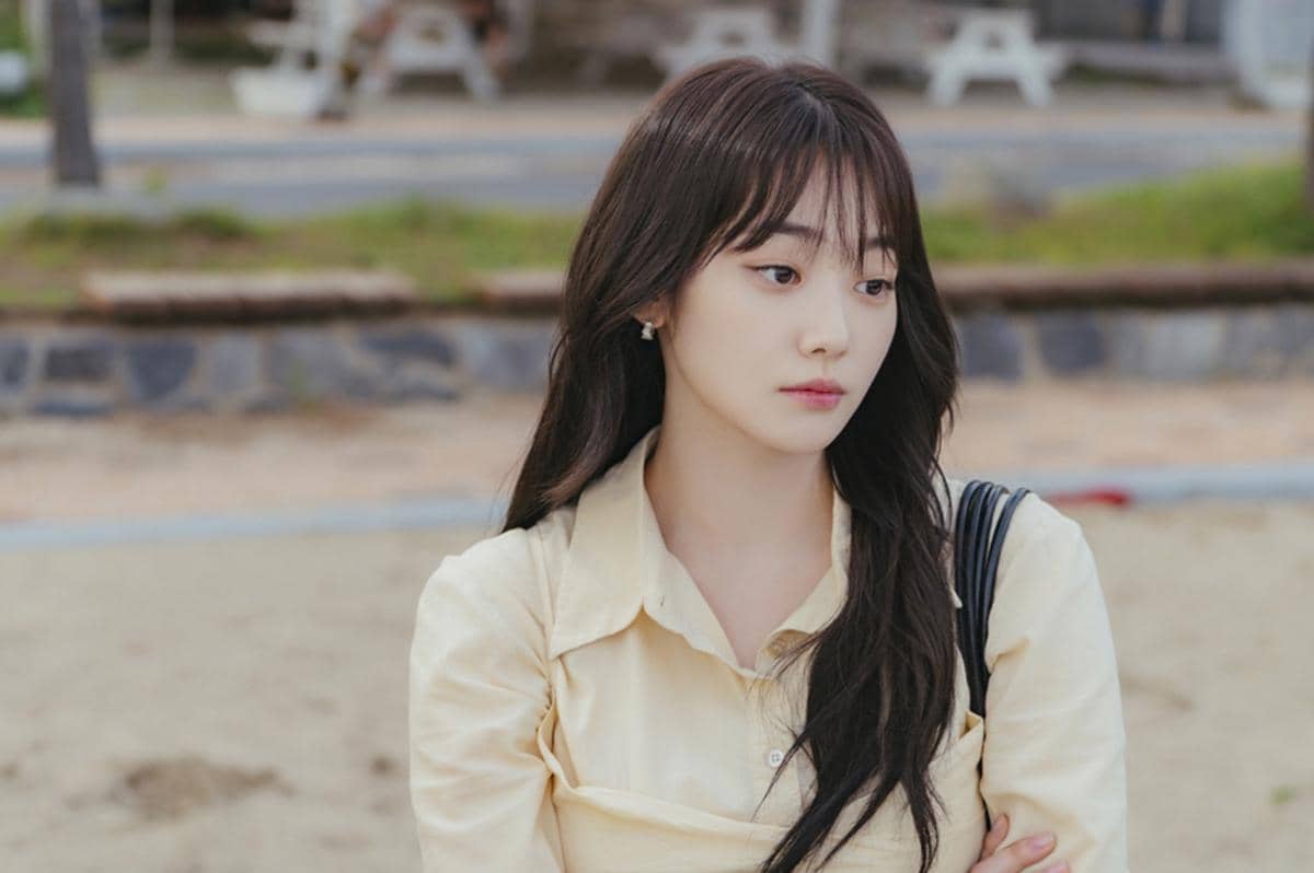 7 Krisis Hubungan Asmara Yoon No Ah di See You at Work Tomorrow!