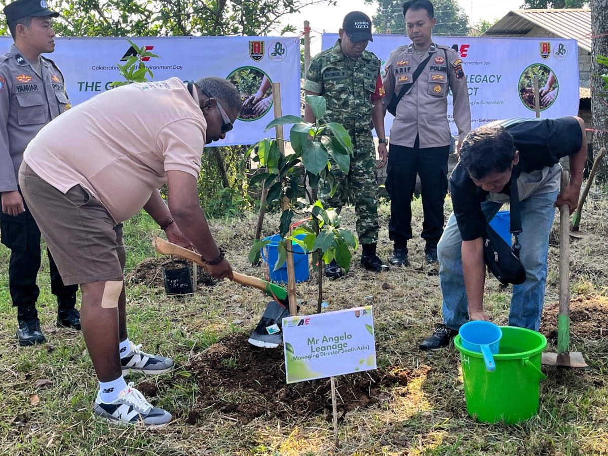 AE Indonesia, tanam pohon, penghijauan