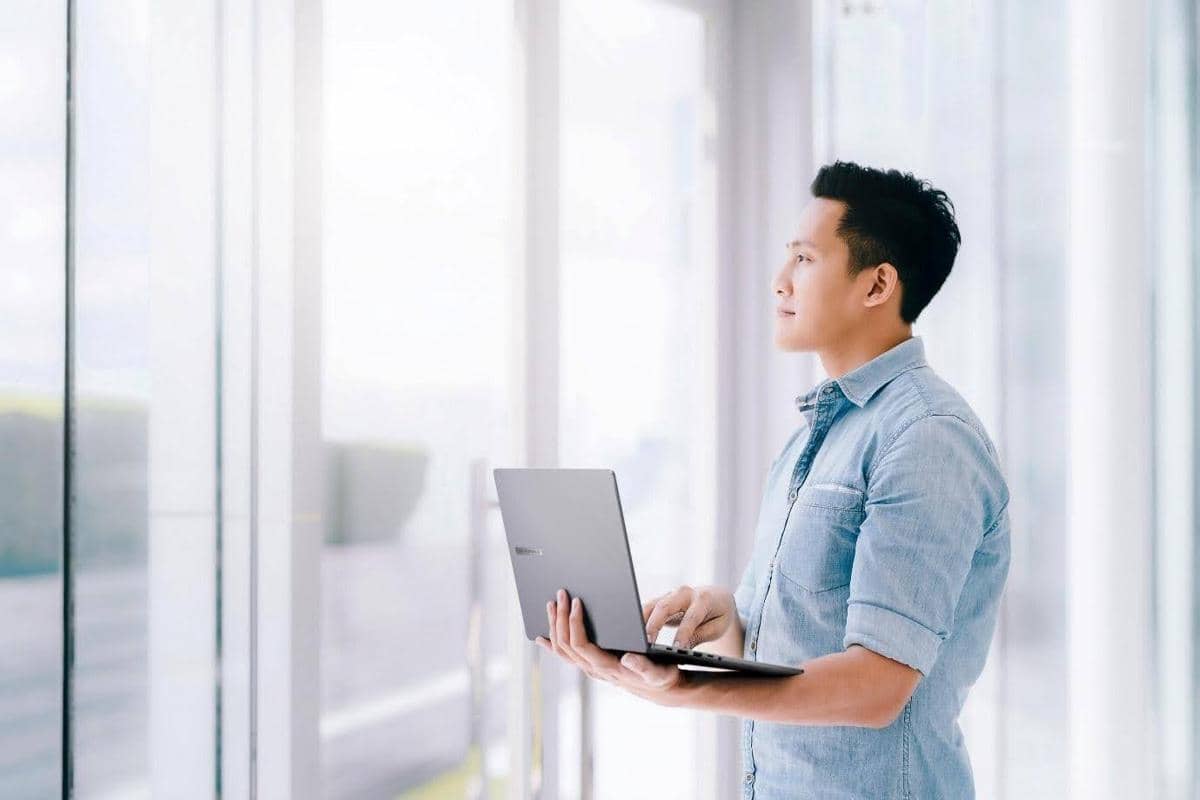 ASUS ExpertBook P3 P3405. Laptop Bisnis Tangguh untuk Kerja