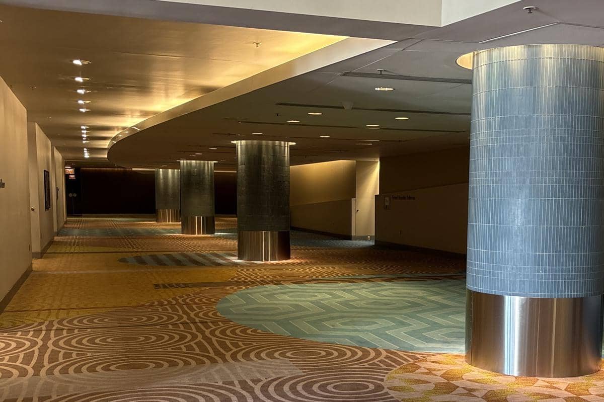 foto ruang di Disney Contemporary