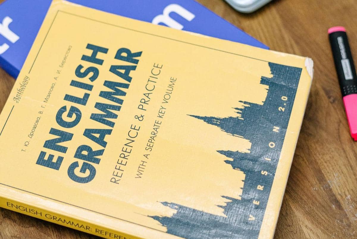 Belajar bahasa Inggris.