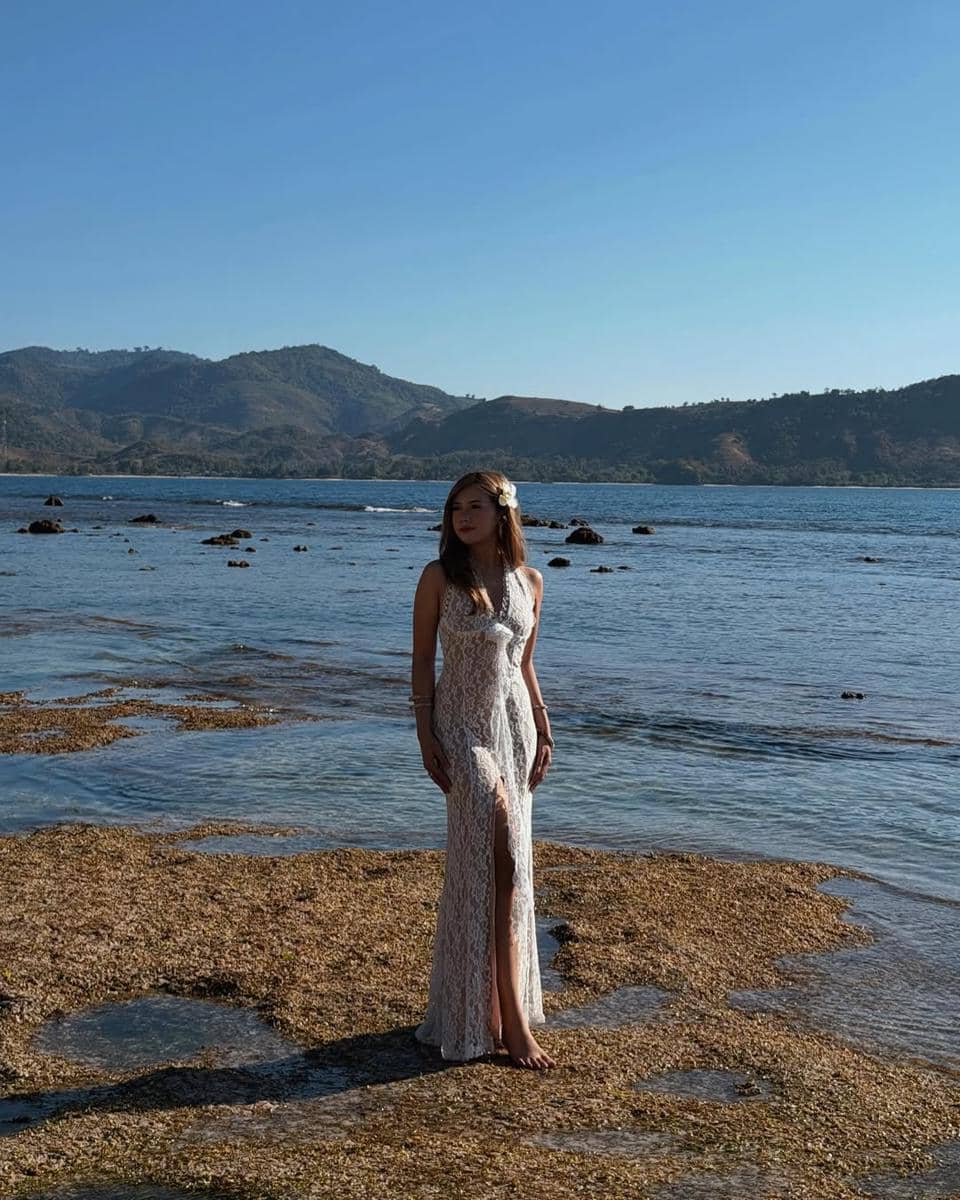 Diva Azzura liburan di Gili Asahan