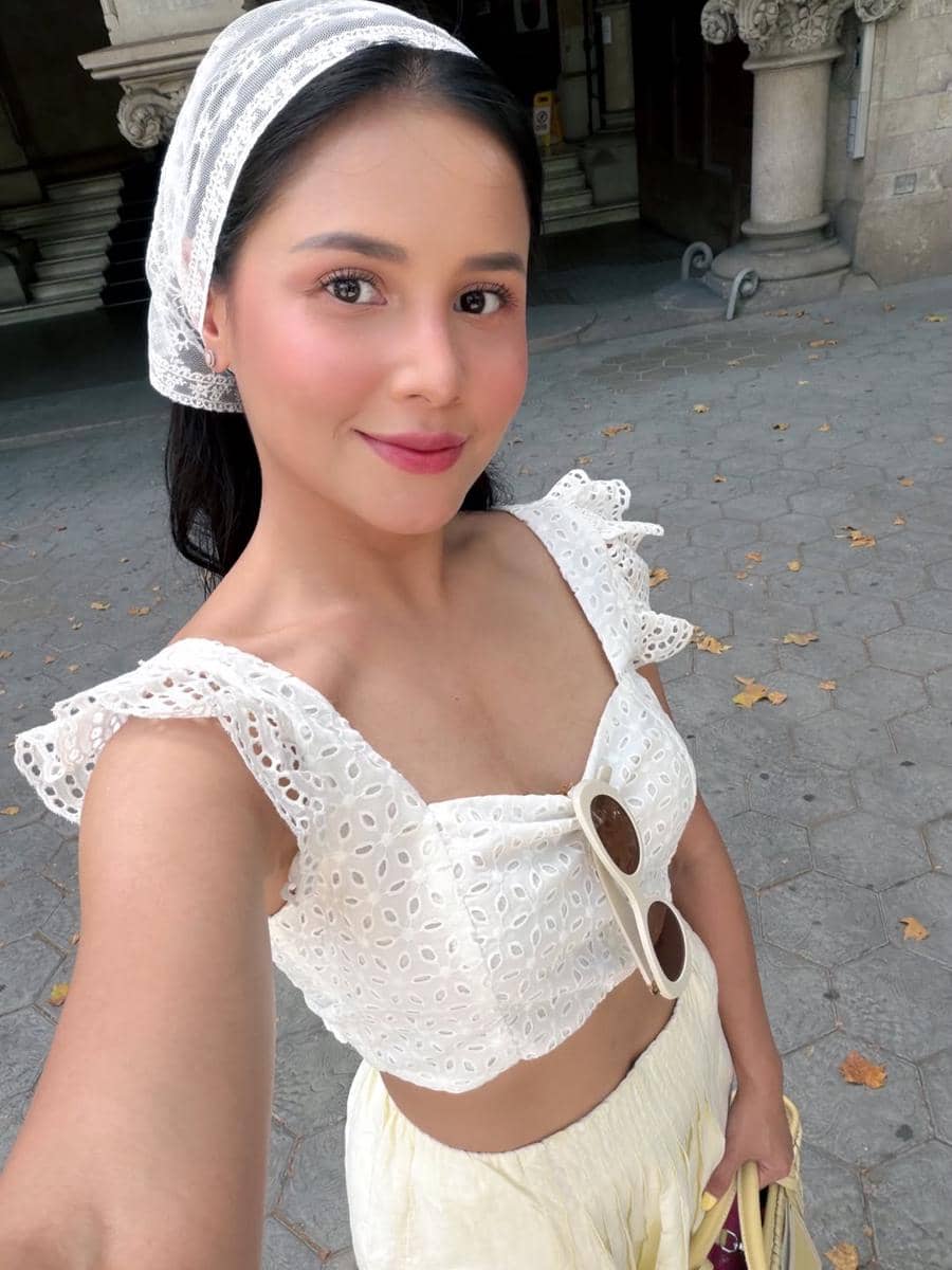 Yunita Siregar rayakan ulang tahun di Barcelona