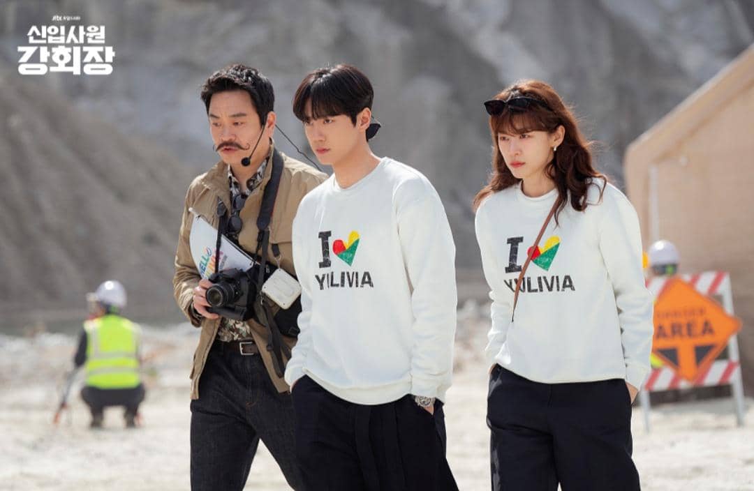 Cuplikan drakor Reborn Rookie