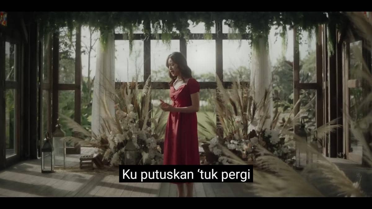cuplikan video klip "Kisah yang Lain"