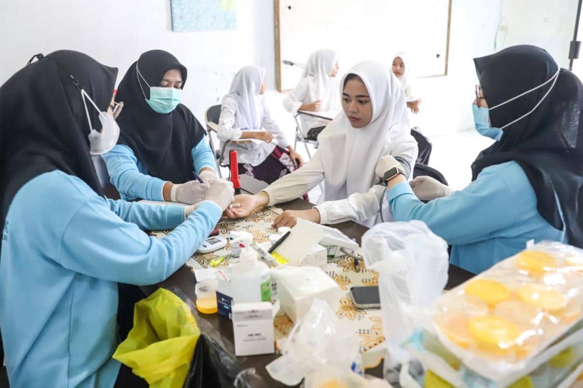 Pemerintah Gelar Cek Kesehatan Gratis untuk 10 Ribu Santri di Lampung
