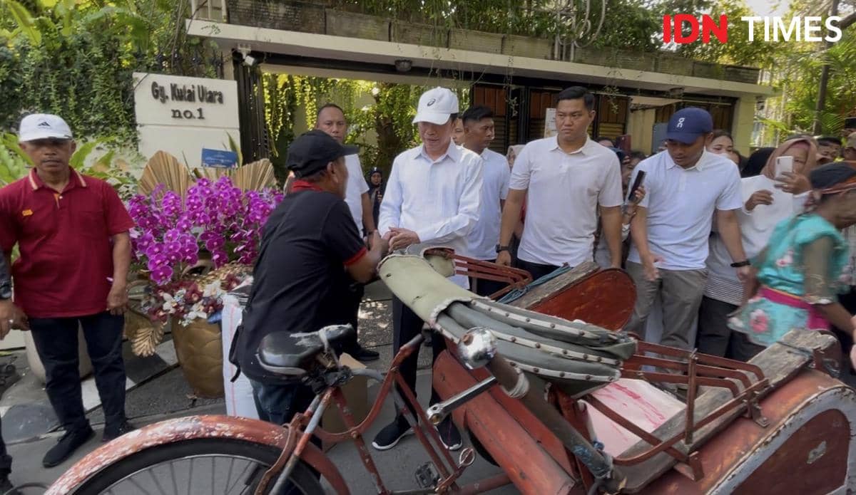500 Penarik Becak Datang, Begini Meriahnya Ultah Jokowi di Solo