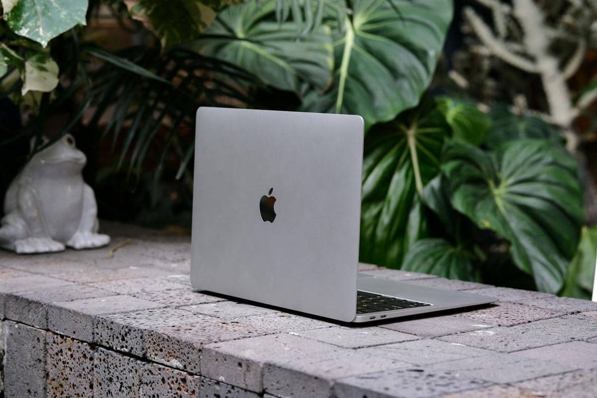 5 Fitur Menarik MacBook Air yang Tak Ada di MacBook Neo, Apa Saja?