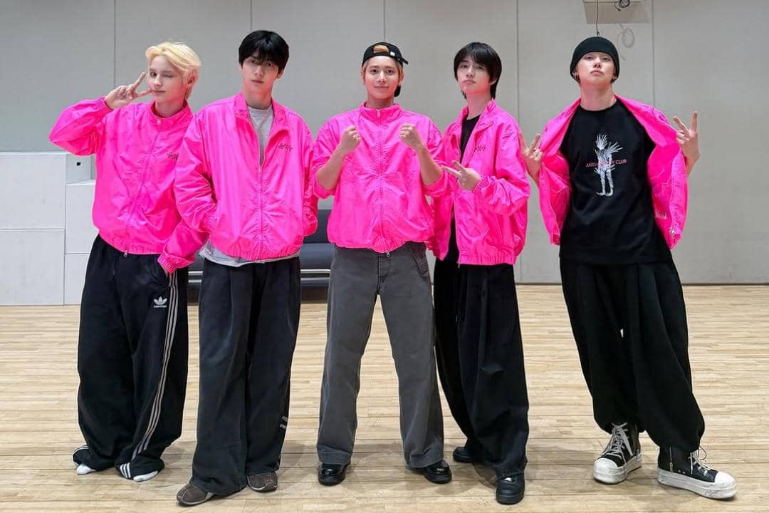 7 Lagu Korea Relate Buat Kamu yang Digantungin, Ada 'Ghosting' TXT