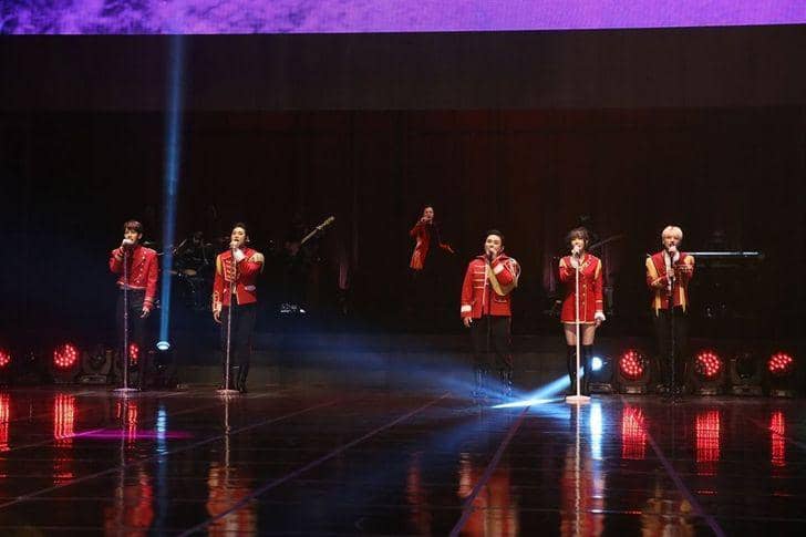 Baekho, Yuju, Taehyun, Evan, dan Bumzu di New Year's Eve 2021