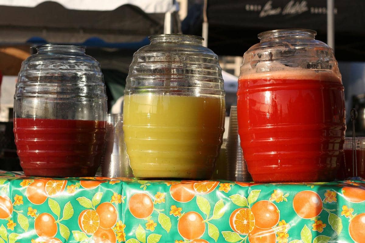 ilustrasi aguas frescas