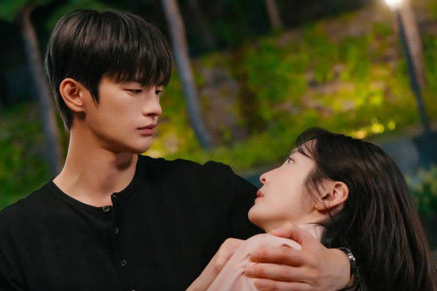 still cut drama Korea See You at Work Tomorrow