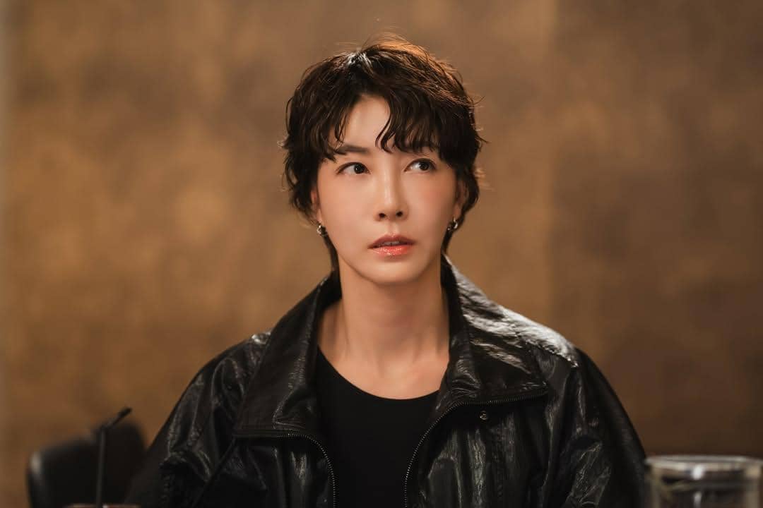 Jin Seo Yeon
