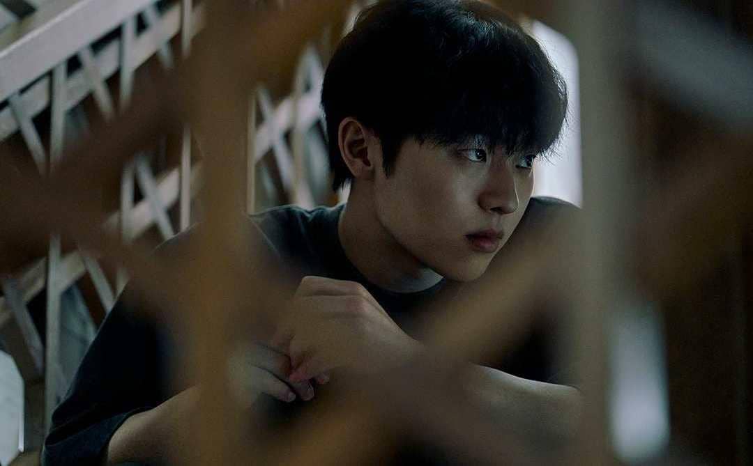 still cut drama Korea Notes from the Last Row