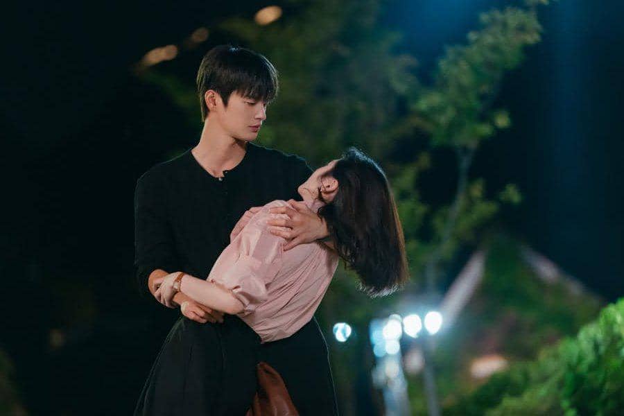 still cut drama Korea See You at Work Tomorrow