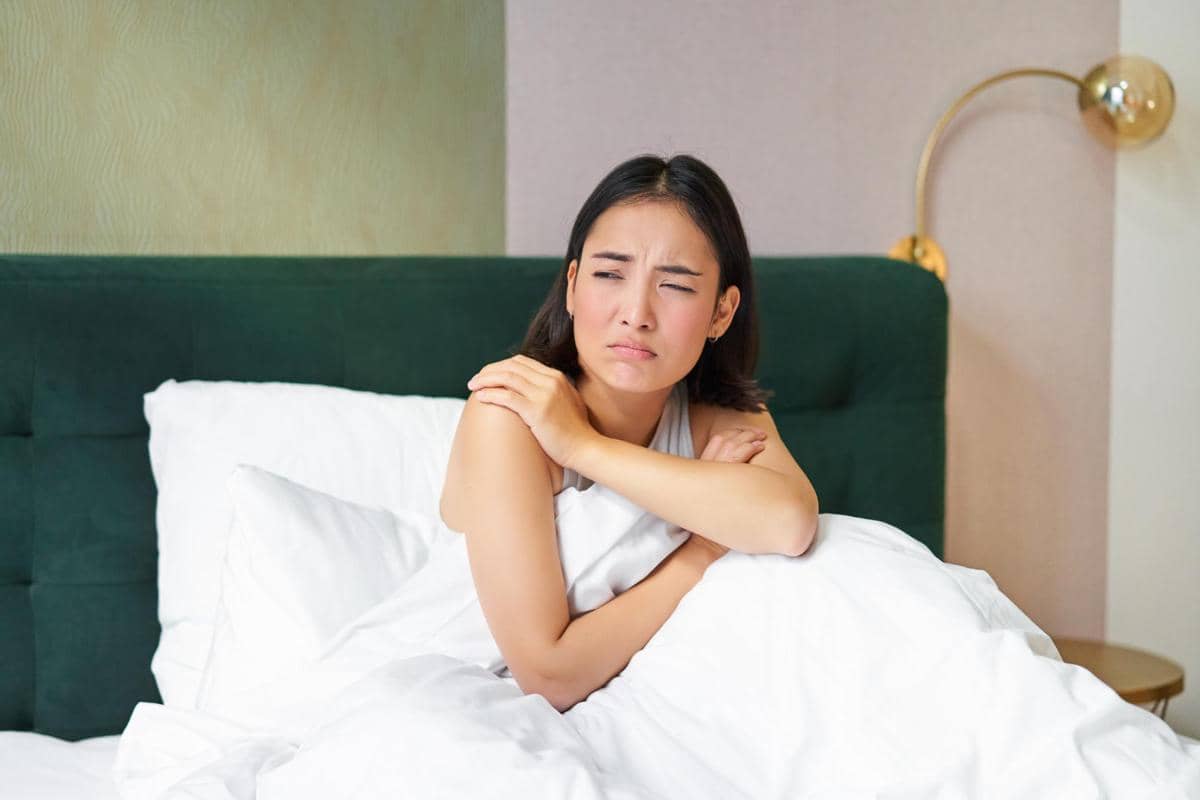ilustrasi badan pegal saat bangun tidur