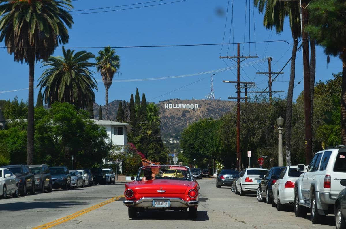 ilustrasi suasana di Los Angeles