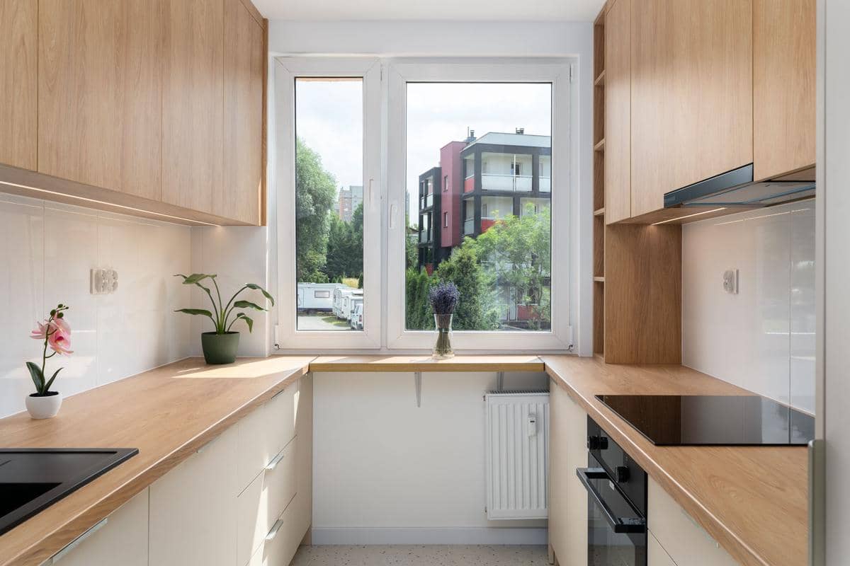 6 Warna Dinding Dapur yang Cocok Dipadukan dengan Furnitur Kayu