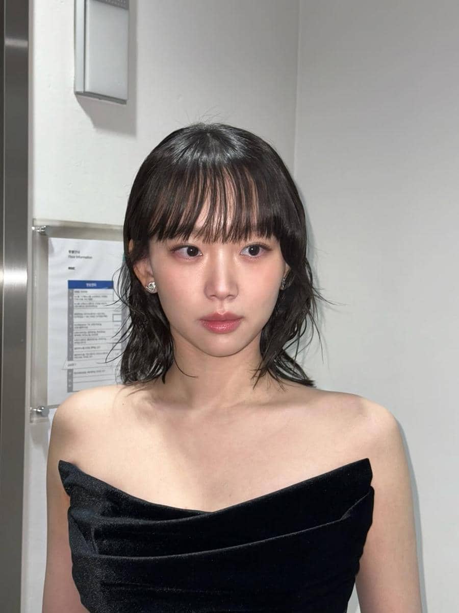 Ide hair style berponi ala Jin Ki Joo