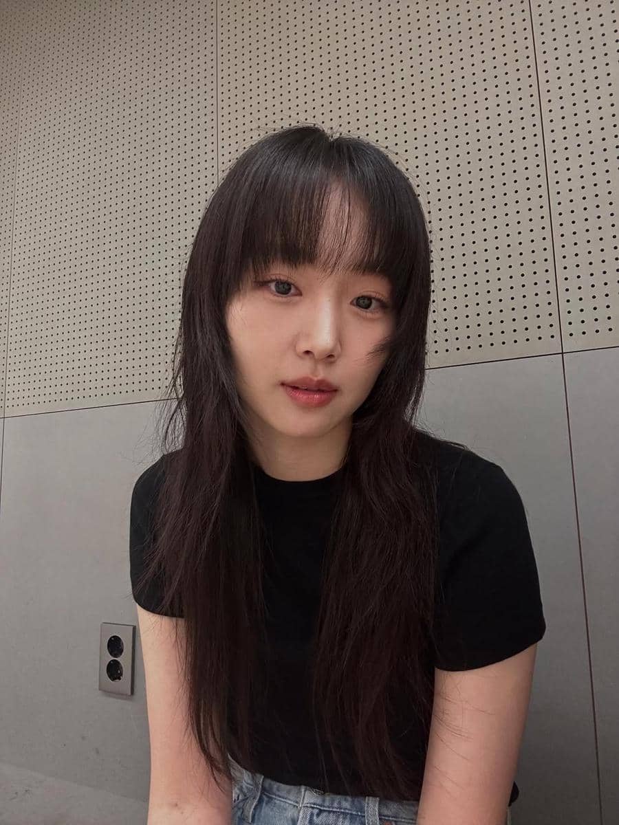 Ide hair style berponi ala Jin Ki Joo