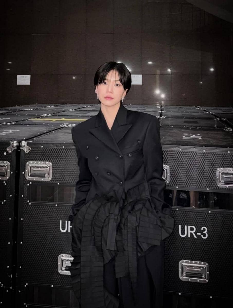 Potret Lee Seol