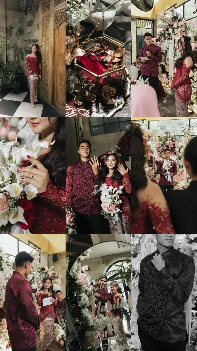 Muhammad Ferarri mengenakan busana adat modern warna merah marun saat acara lamaran, dikelilingi dekorasi bunga dan cincin pertunangan.