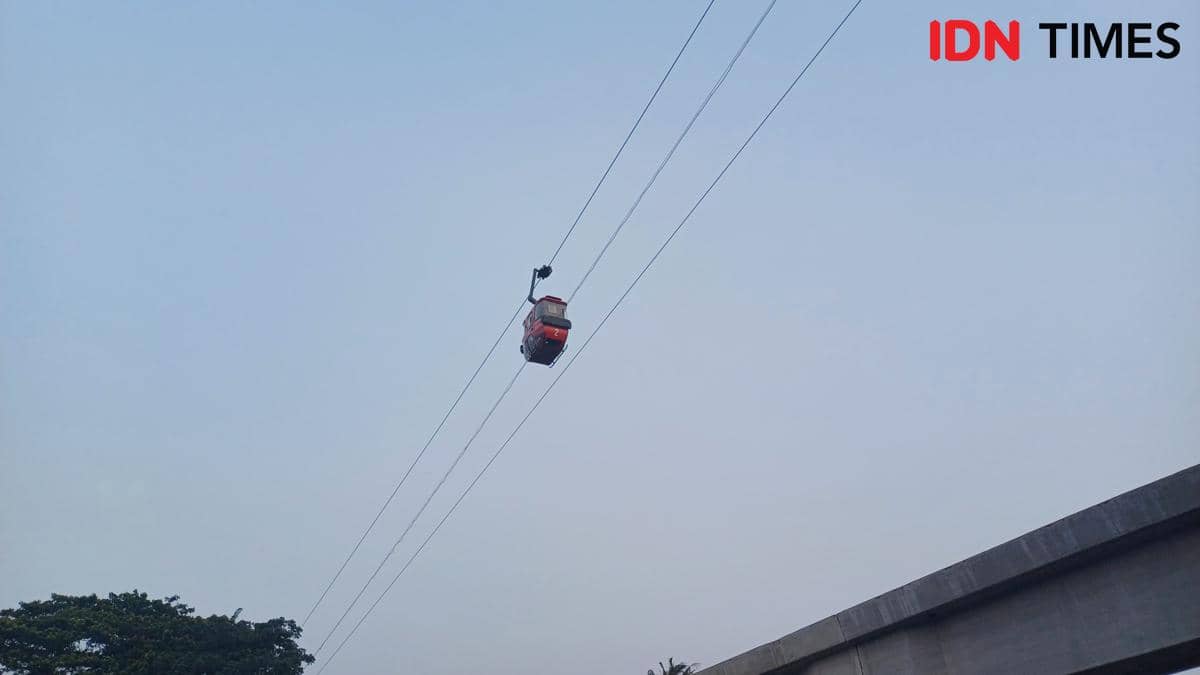 Potret Kereta Gantung, TMII, Jakarta Timur