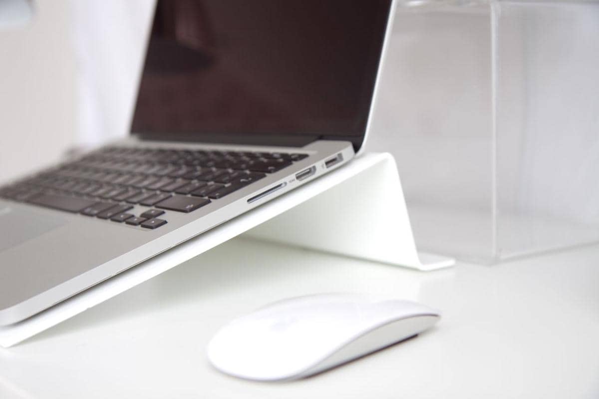 6 Aksesori Tambahan yang Wajib Dimiliki Pengguna Laptop