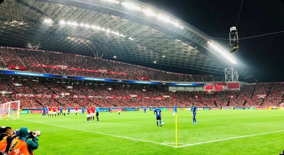 Spidercam untuk pertandingan sepak bola. (www.rossvideo.com)