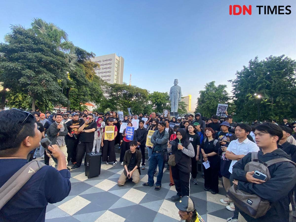 Aliansi Rakyat Surabaya Menggugat Desak Prabowo-Gibran Mundur