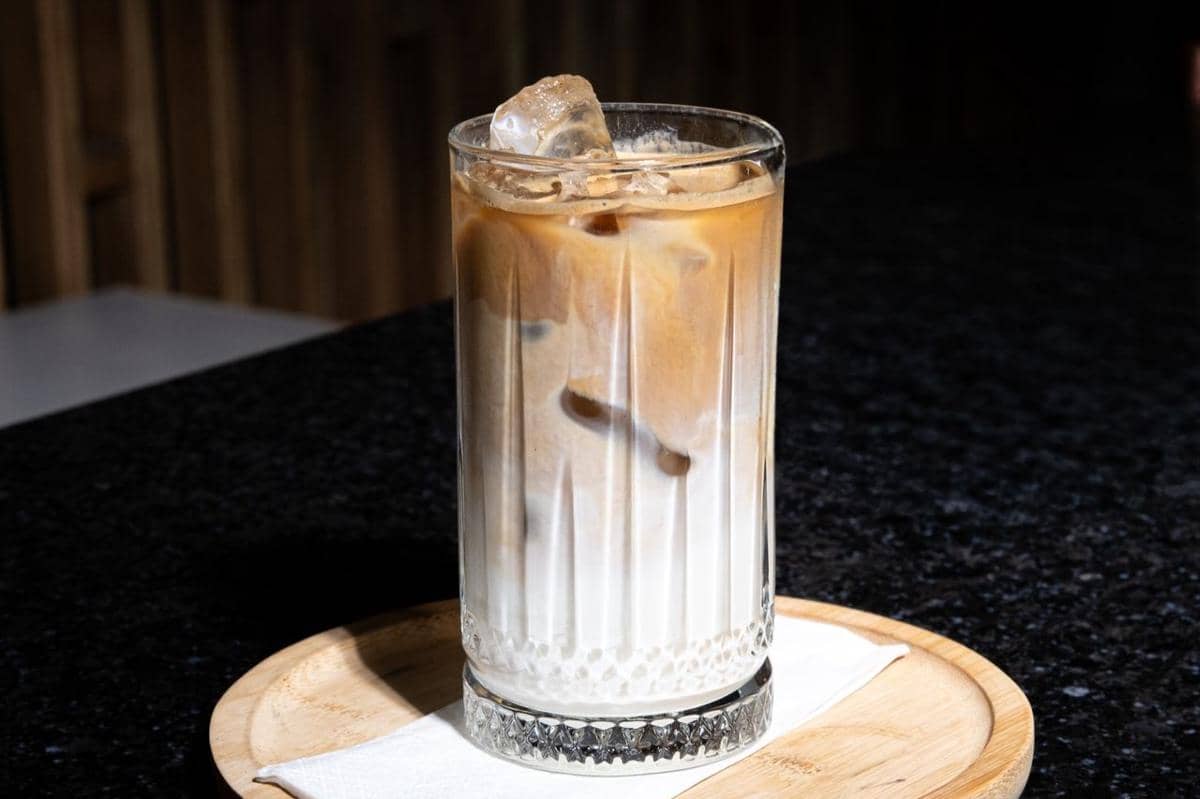 Potret iced coconut latte