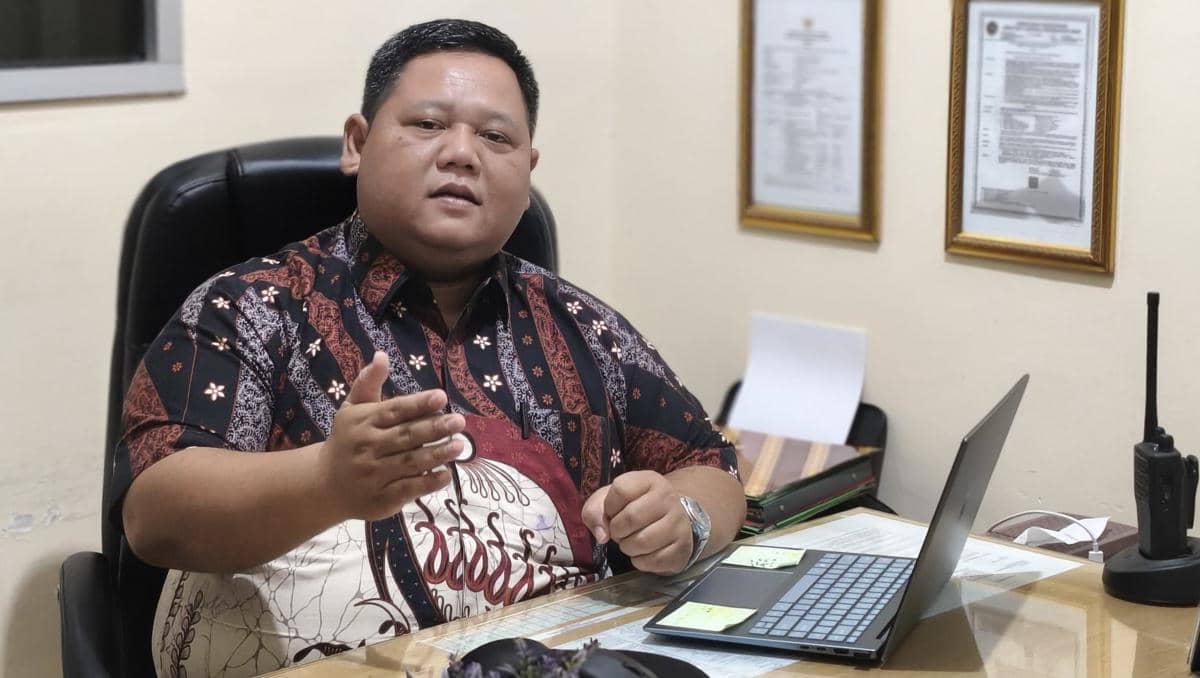 Ketua DPC Gabungan Pengusaha Nasional Angkutan Sungai, Danau, dan Penyeberangan (Gapasdap) lintas Tanjung Api-Api (TAA)-Tanjung Kalian, Edos Sari Waskito