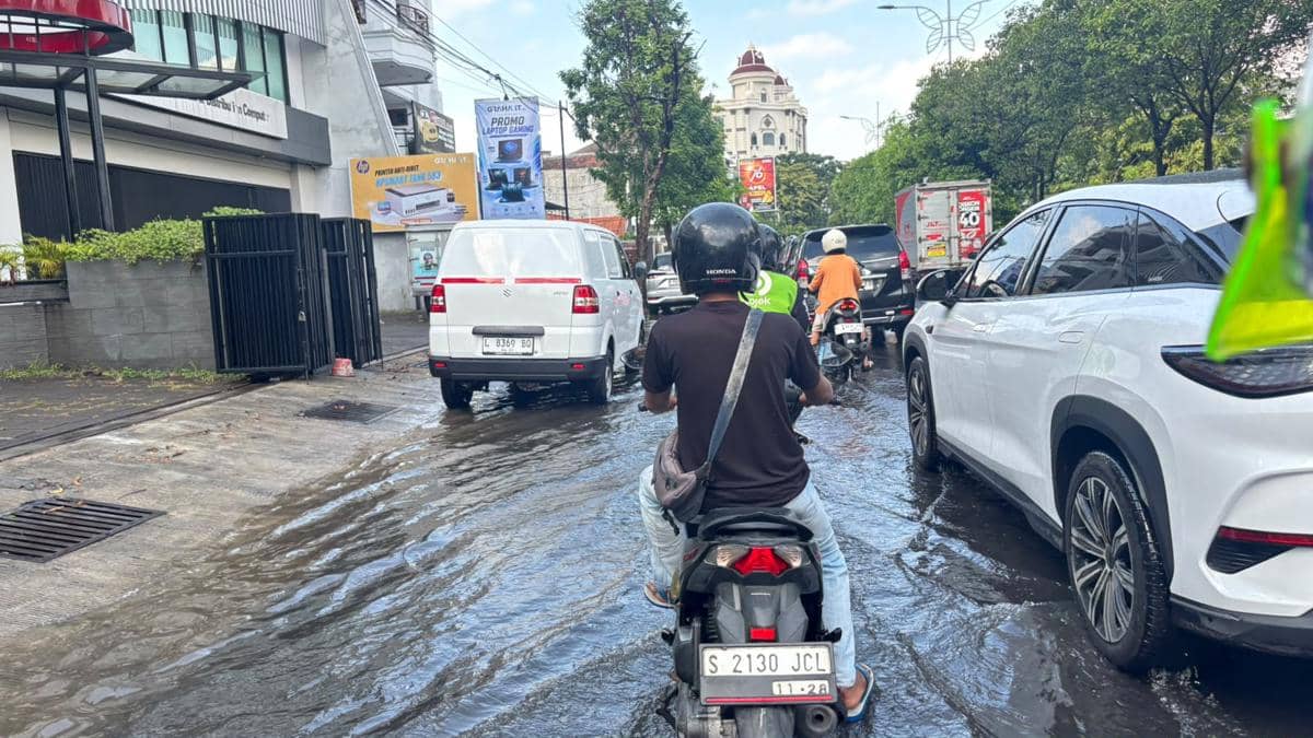 Penyebab Surabaya Banjir Pagi Ini, Pompa Tak Bisa Maksimal