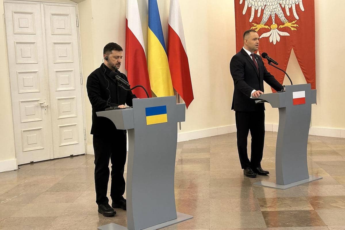 Presiden Ukraina, Volodymyr Zelenskyy dan Presiden Polandia, Karol Nawrocki.