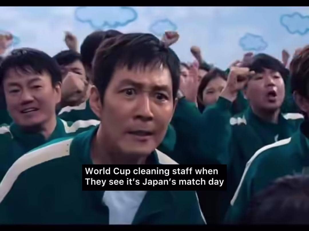 8 Meme Supporter Jepang Bersihin Sampah setelah Laga Piala Dunia 2026