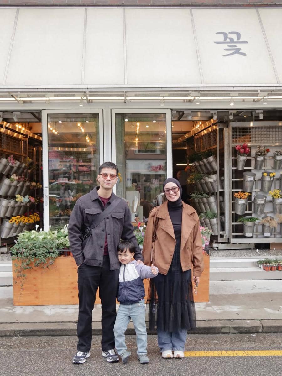 OOTD Traveling Family ala Mega Iskanti