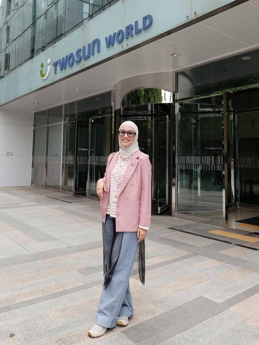 OOTD Blue Jeans ala Mega Iskanti