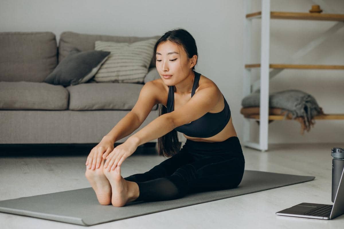 Stretching Bisa Cegah Cedera? Ini Temuan Ilmiahnya