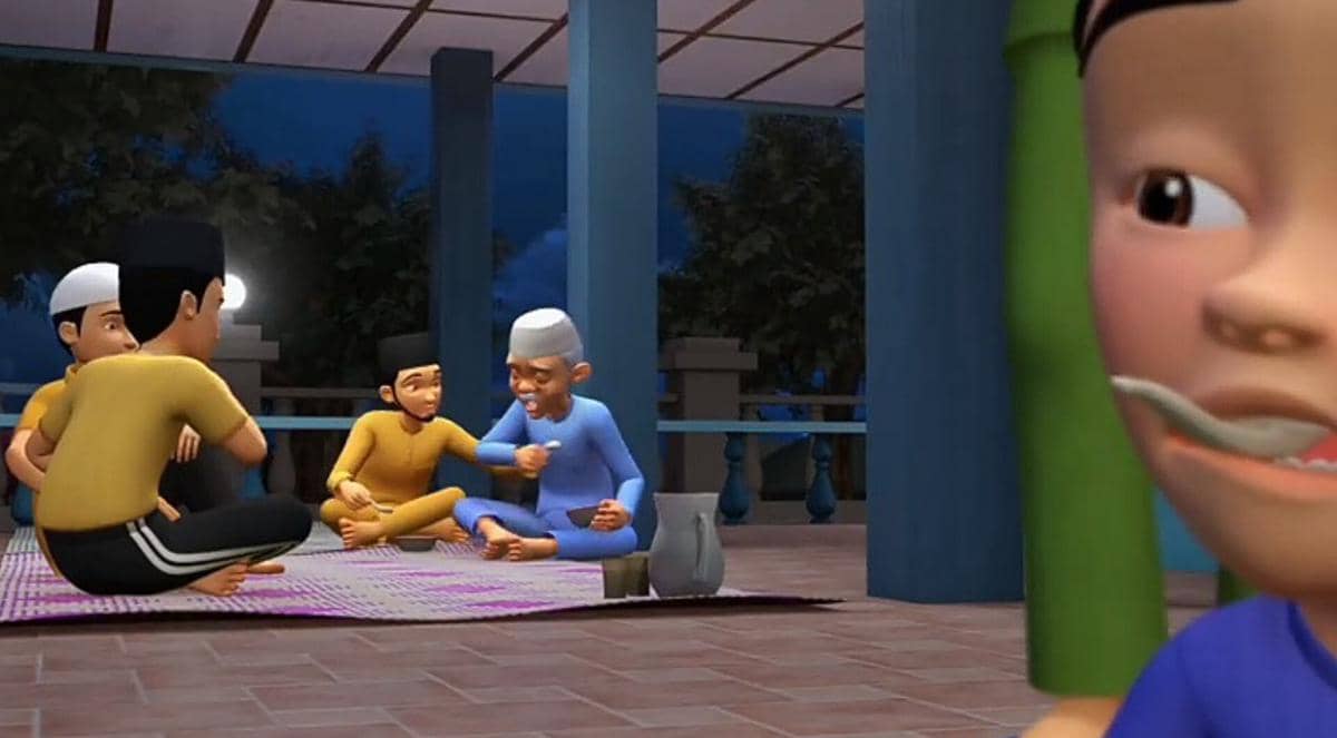 Abang Roy menolong orang yang tersedak saat buka puasa.