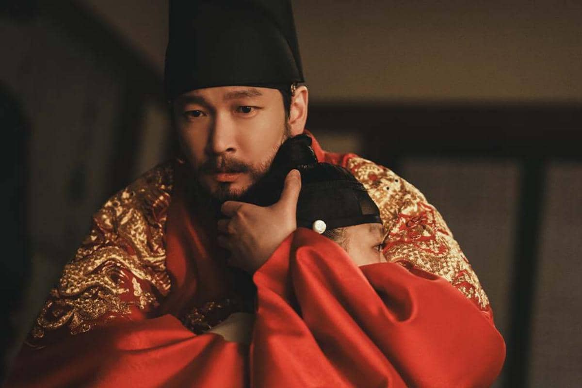 Still cut The East Palace