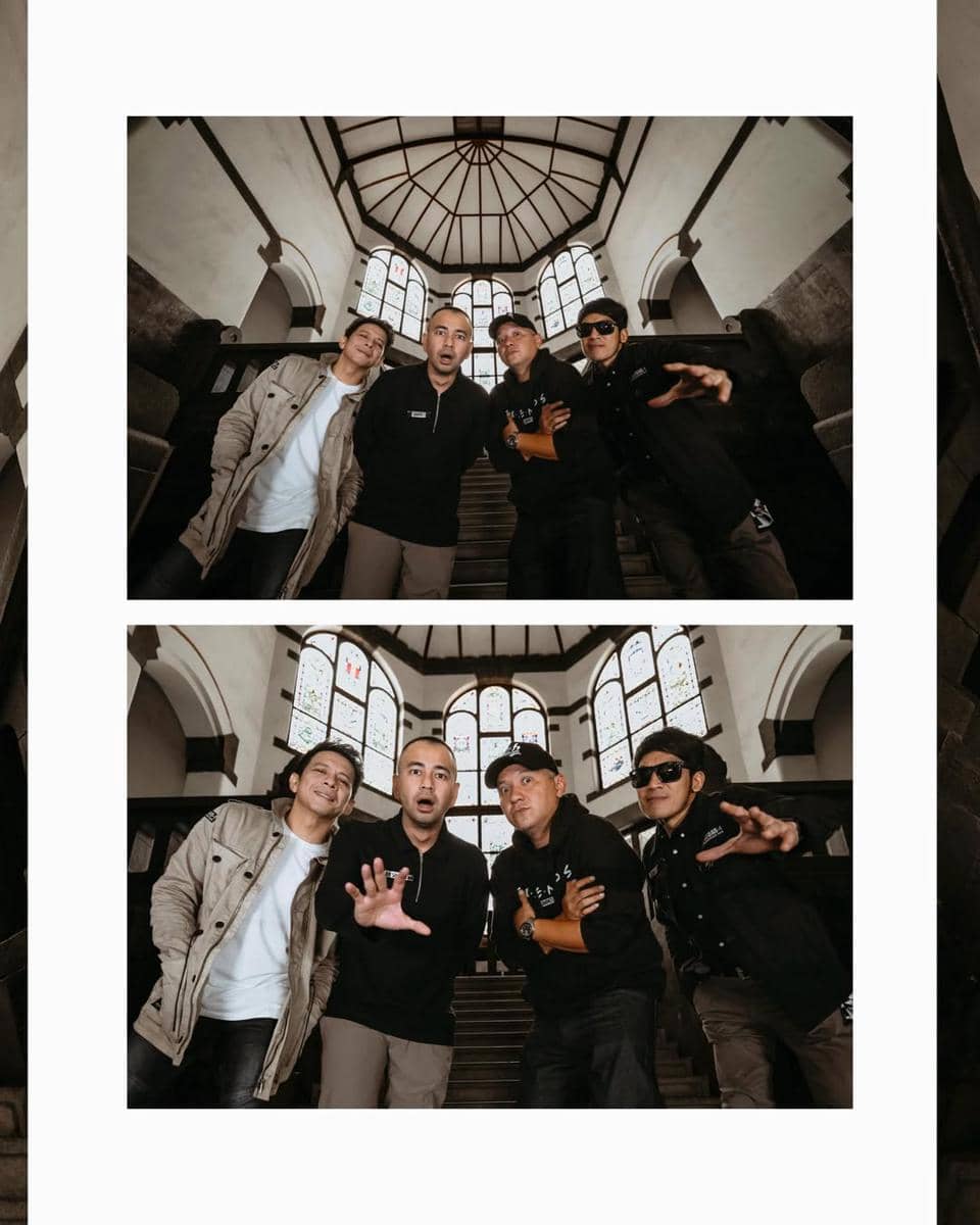 The Dudas-1 mengunjungi Lawang Sewu di Semarang