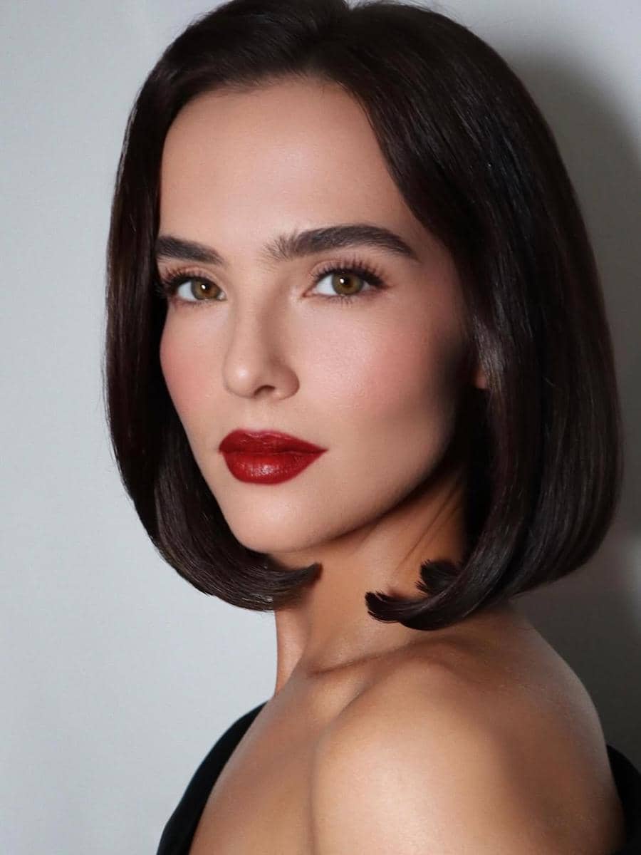 Ide makeup ala Zoey Deutch