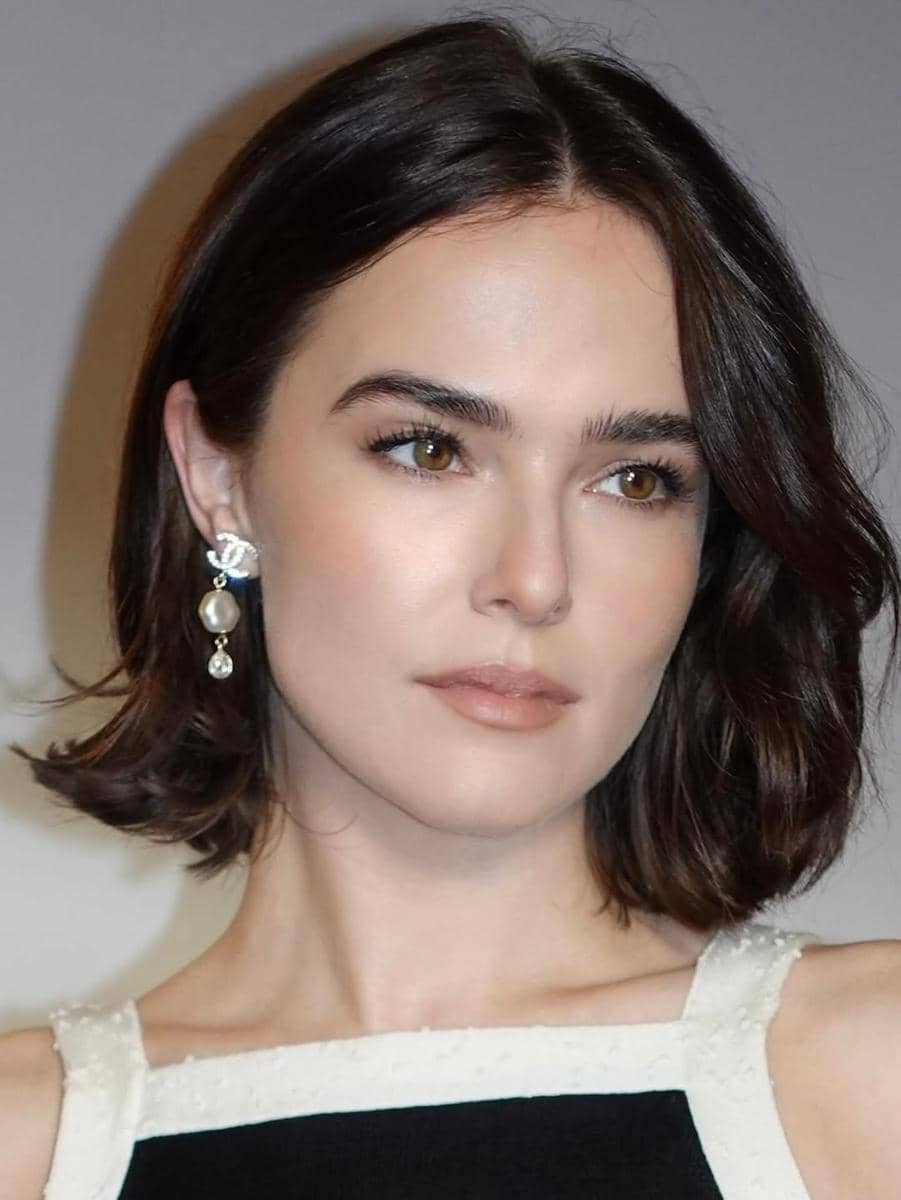 Ide makeup ala Zoey Deutch